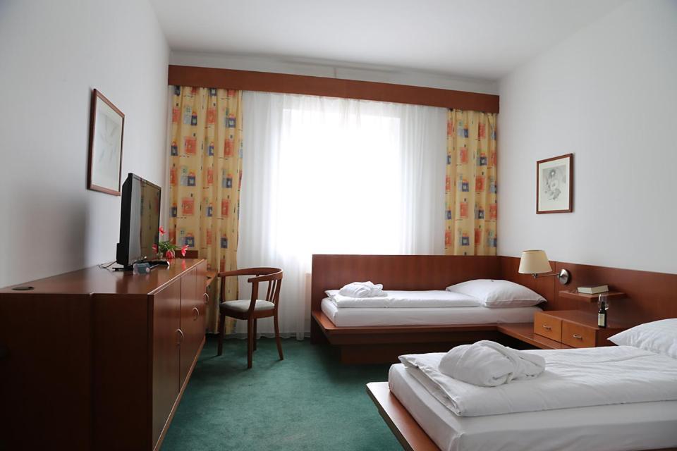 Hotel Popelka Praga Exterior foto